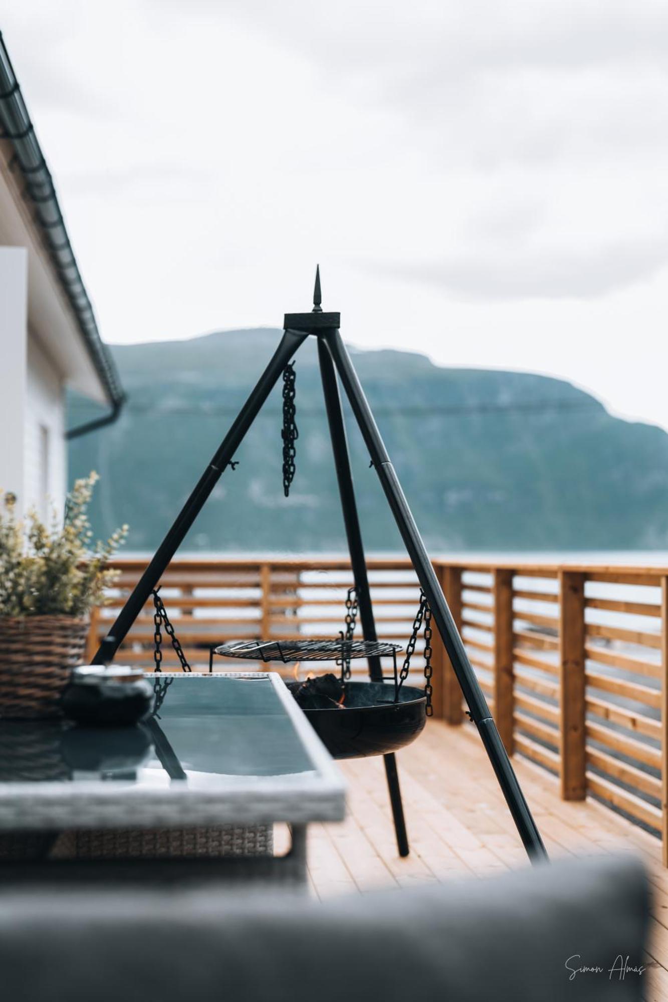 Alpan Apartments, Lyngenfjord Olderdalen Exterior photo